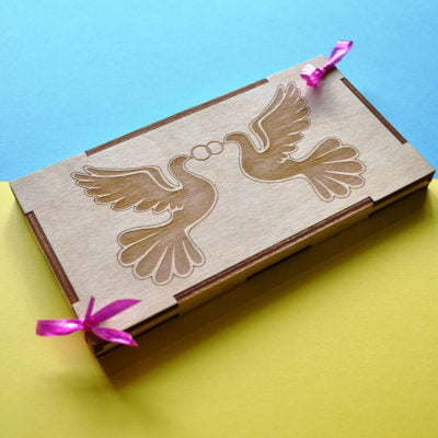 Деревянный конверт "Два голубя"